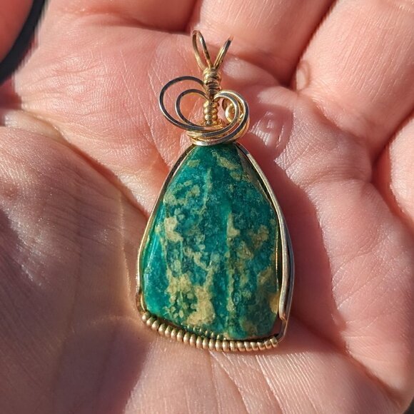 Gold Wire Wrapped Amazonite Pendant - Picture 8 of 10